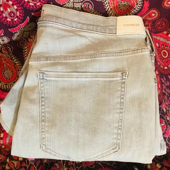 NWOT- Express Light Blue Women's Jeans - Picture 3 of 7